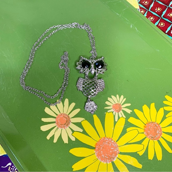 70s Owl Necklace - Picture 2 of 5